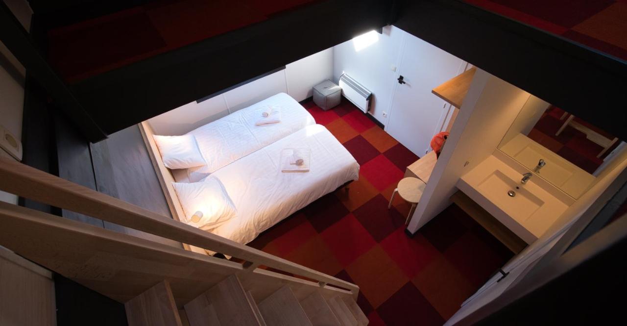 דינאן Hotel Aquatel מראה חיצוני תמונה